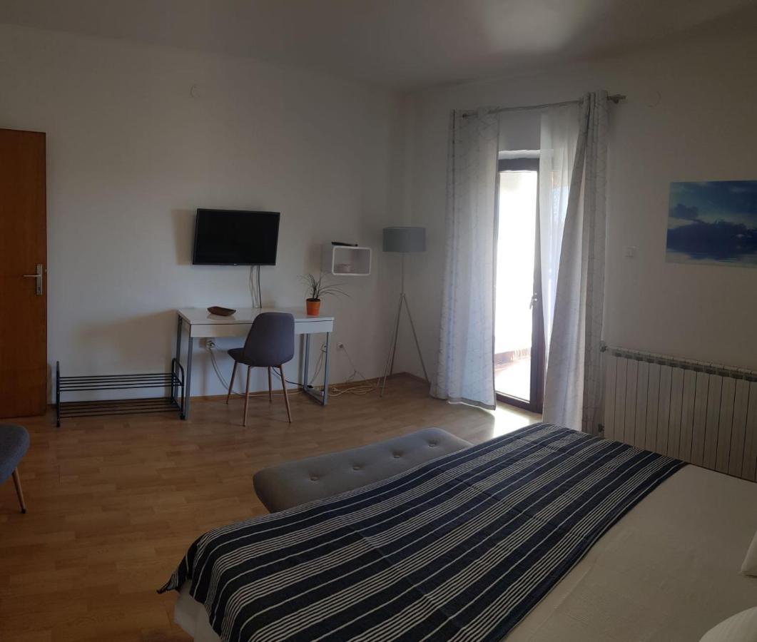 Apartments & Rooms Tom Medulin Extérieur photo