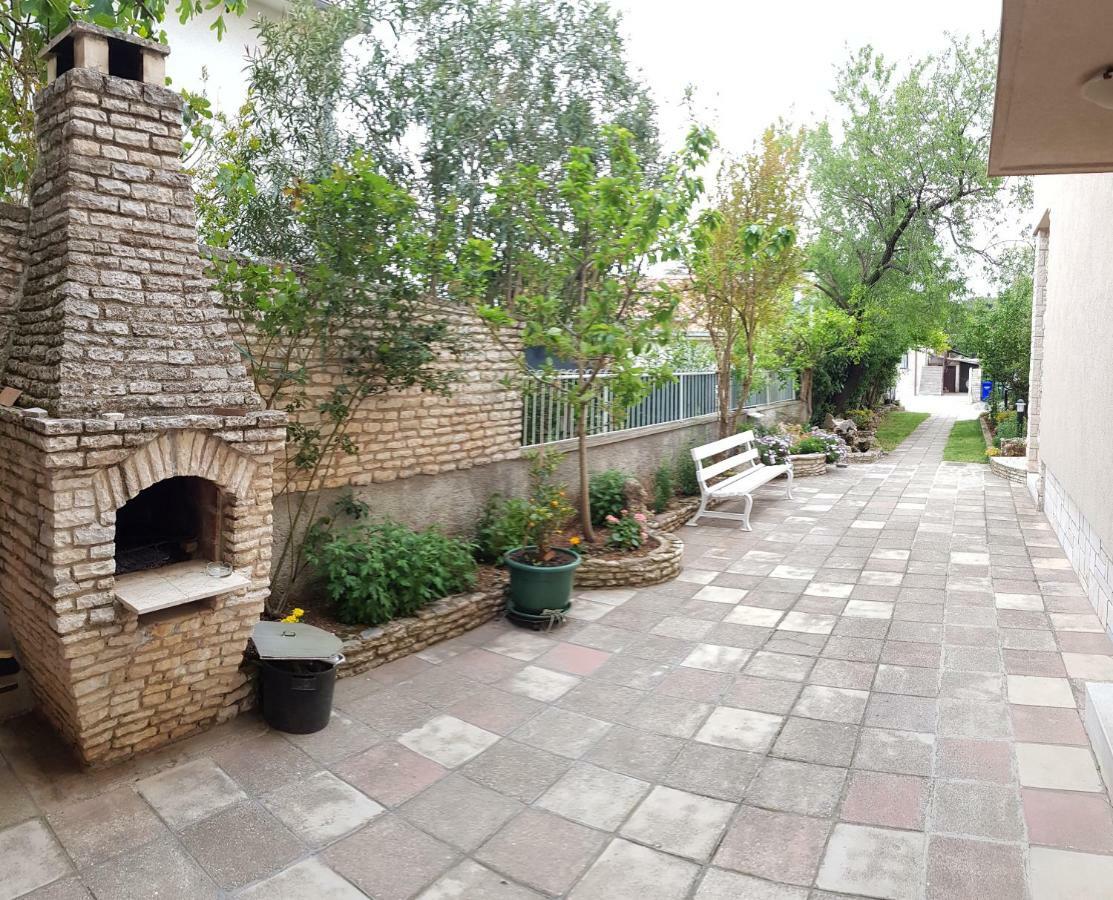 Apartments & Rooms Tom Medulin Extérieur photo